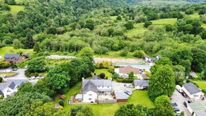 Photo 70- click for photo gallery